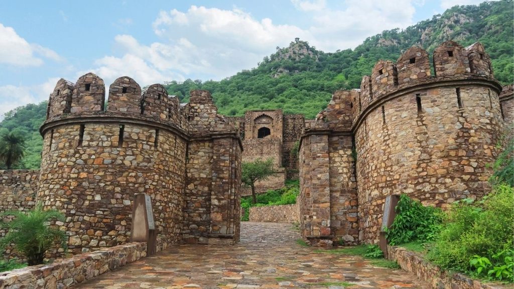 Most Haunted Places in the World - Bhangarh Fort