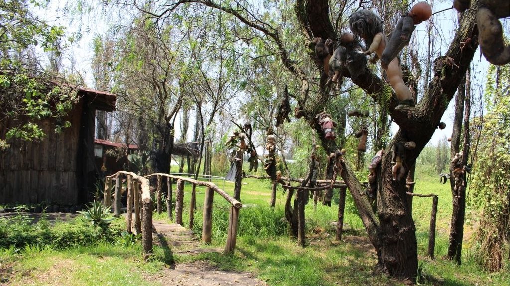 Dare to explore the frightening Island of the Dolls in Mexico