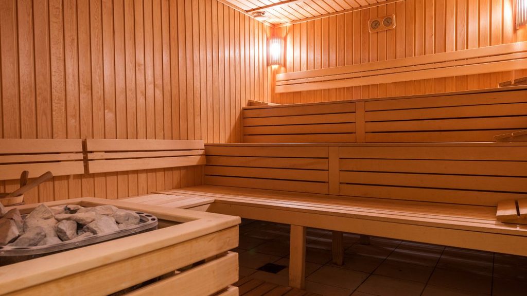 Disfruta de la famosa sauna finlandesa